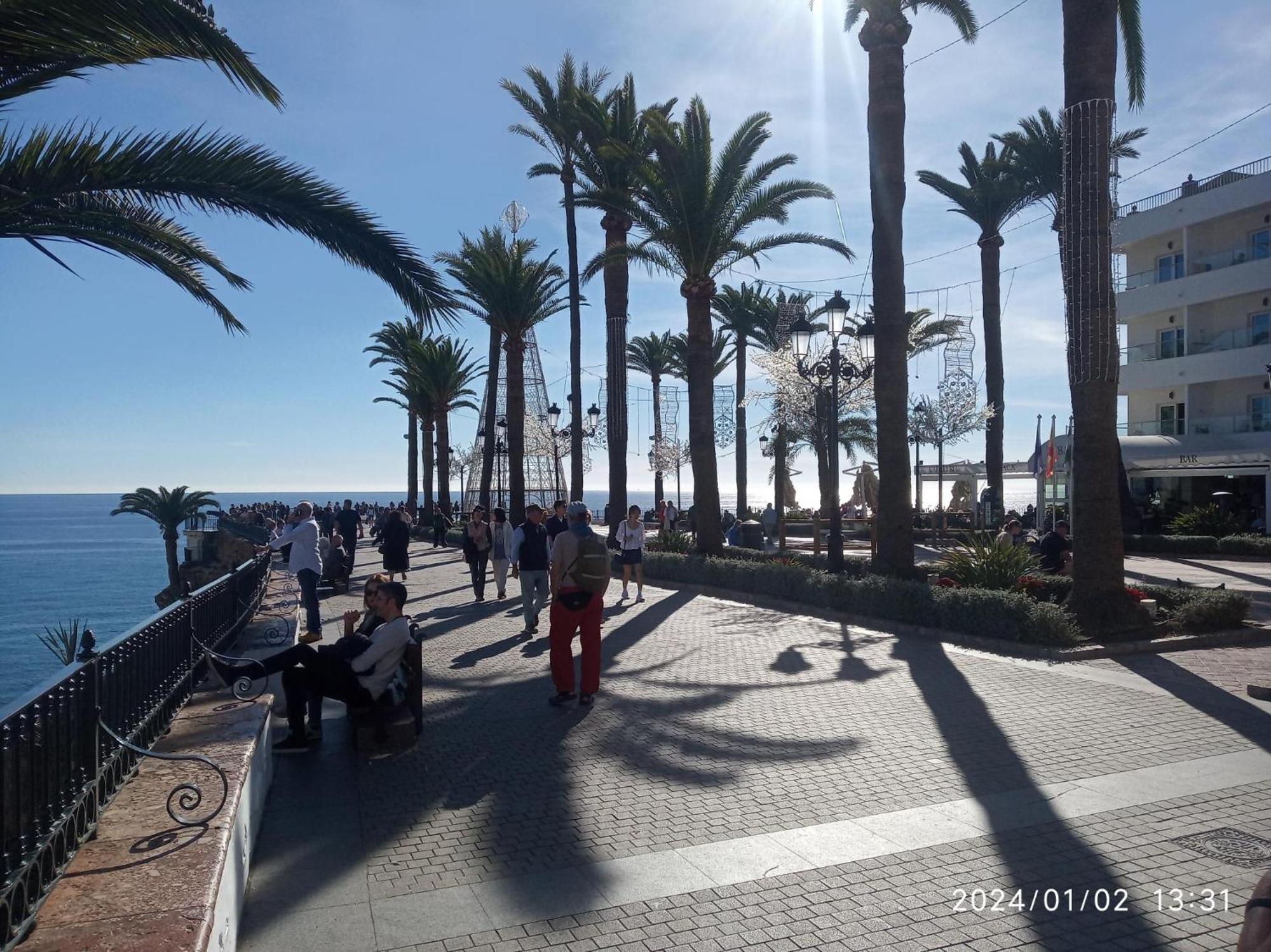 Apartamento Centro Nerja Proxi Playas Exteriör bild